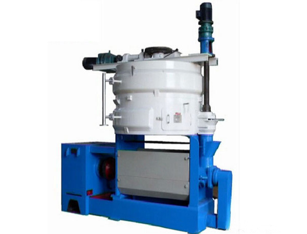 Semi-automatic oil press